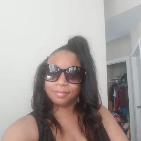 Meet your Posher, Carla - Picture 1 of 1